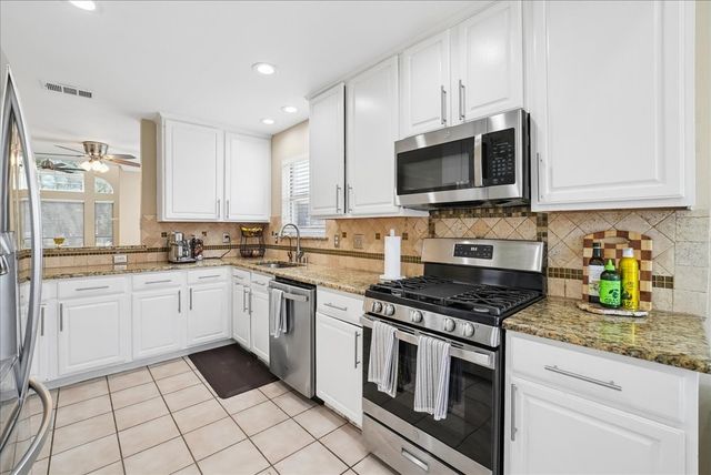 3173 Riverside Drive, Carrollton, TX 75007
