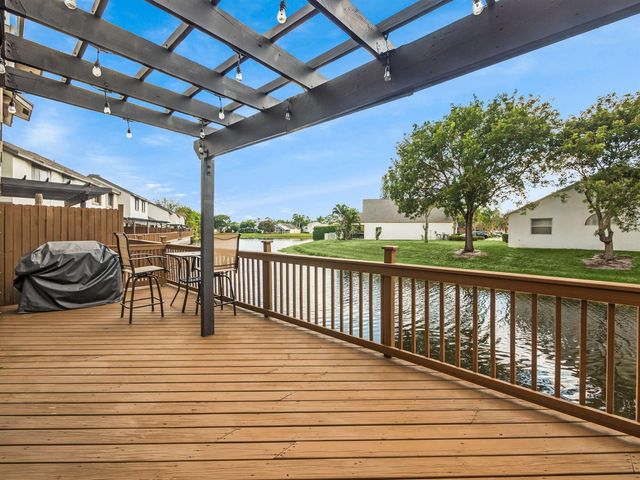 1103 Landings Boulevard, Greenacres, FL 33413