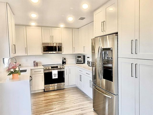 1103 Landings Boulevard, Greenacres, FL 33413