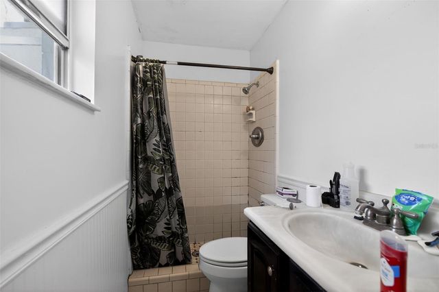 4914 NW 30TH TERRACE, Gainesville, FL 32605