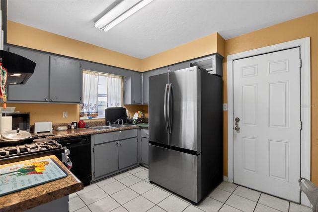 4914 NW 30TH TERRACE, Gainesville, FL 32605