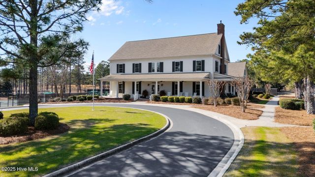 433 Kerr Lake Road, Aberdeen, NC 28315