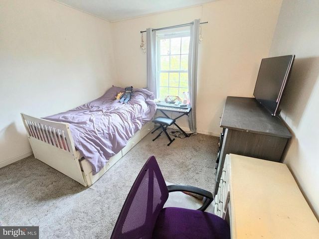 4044 GREEN PARK DR, Mount Joy, PA 17552