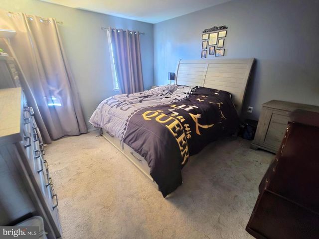 4044 GREEN PARK DR, Mount Joy, PA 17552
