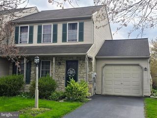 4044 GREEN PARK DR, Mount Joy, PA 17552