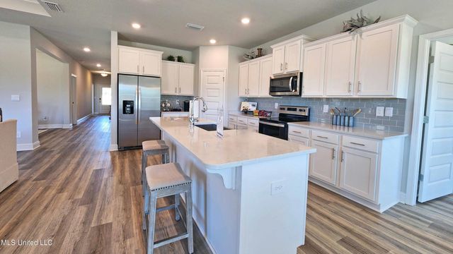 13525 Sarus Drive, Vancleave, MS 39565