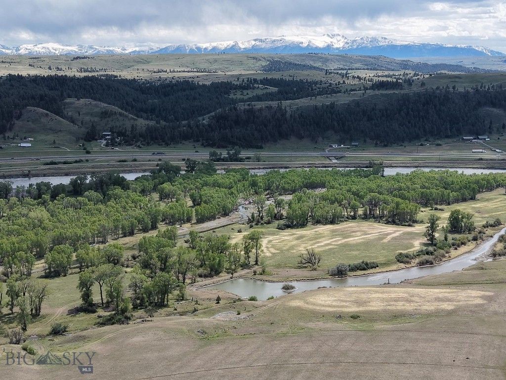 215 Shanks Basin Road, Big Timber, MT 59011 photo 5