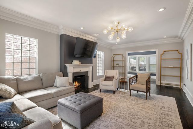 387 Neff Road, Grosse Pointe, MI 48230