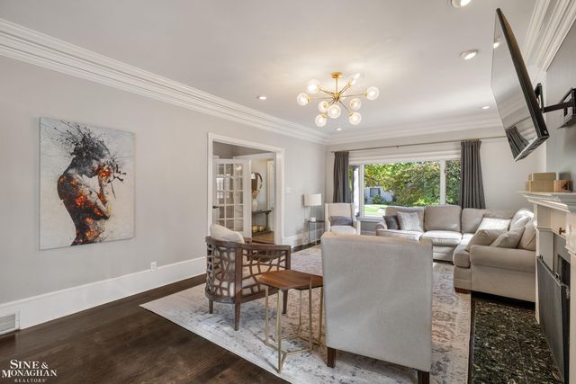 387 Neff Road, Grosse Pointe, MI 48230