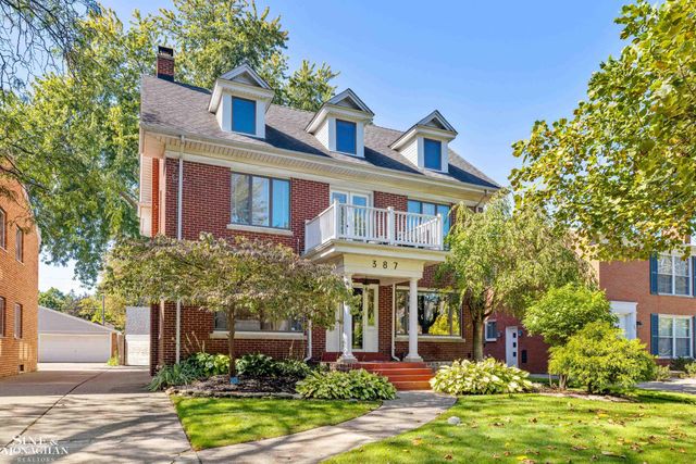 387 Neff Road, Grosse Pointe, MI 48230