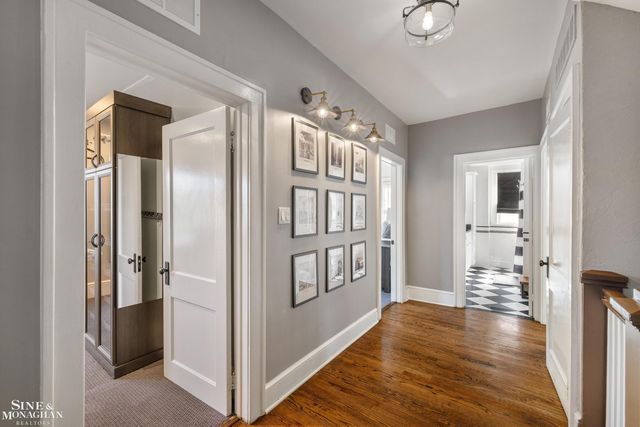 387 Neff Road, Grosse Pointe, MI 48230