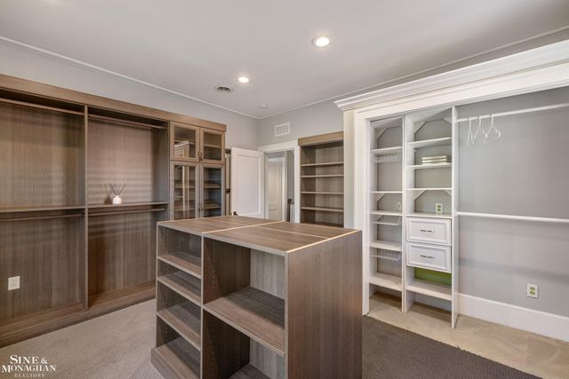 387 Neff Road, Grosse Pointe, MI 48230