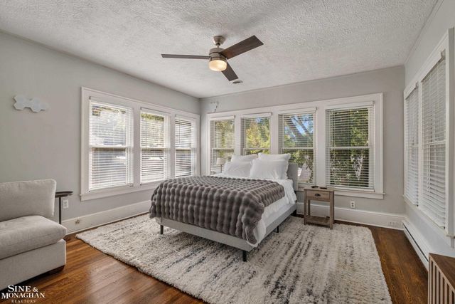 387 Neff Road, Grosse Pointe, MI 48230
