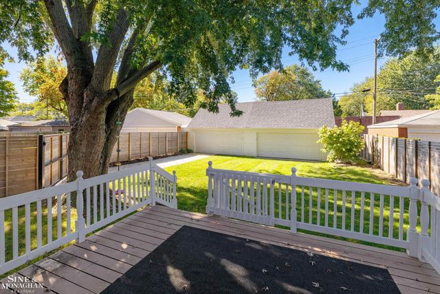 387 Neff Road, Grosse Pointe, MI 48230