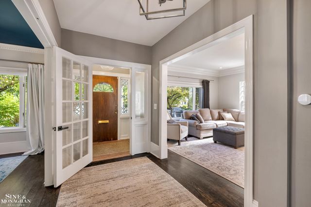 387 Neff Road, Grosse Pointe, MI 48230