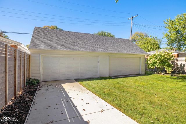387 Neff Road, Grosse Pointe, MI 48230