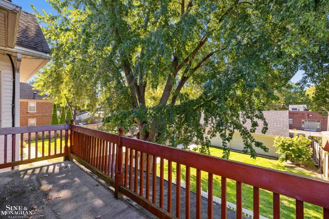 387 Neff Road, Grosse Pointe, MI 48230