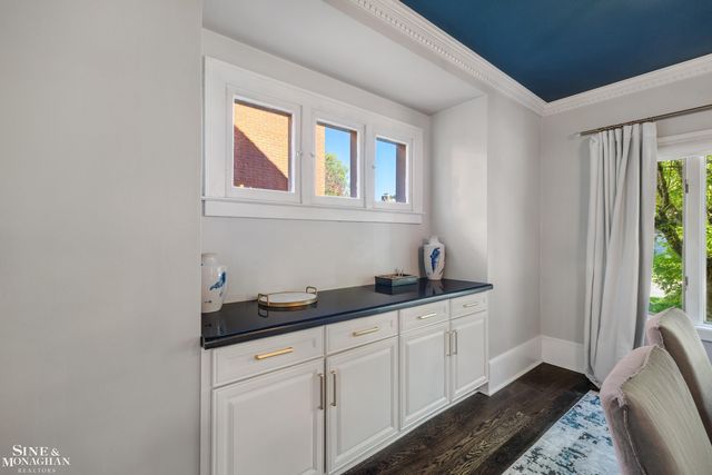 387 Neff Road, Grosse Pointe, MI 48230