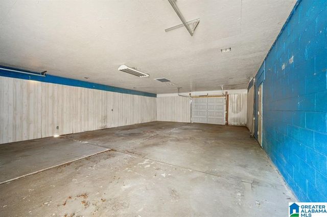 8400 COUNTRY CIRCLE, Pinson, AL 35126