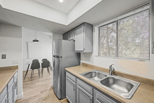 850 S RIVER Drive 2062, Tempe, AZ 85281