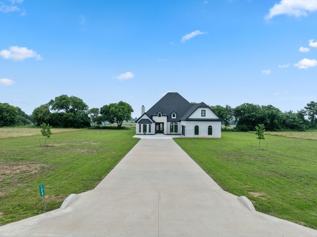 124 High Point Drive, Hillsboro, TX 76645