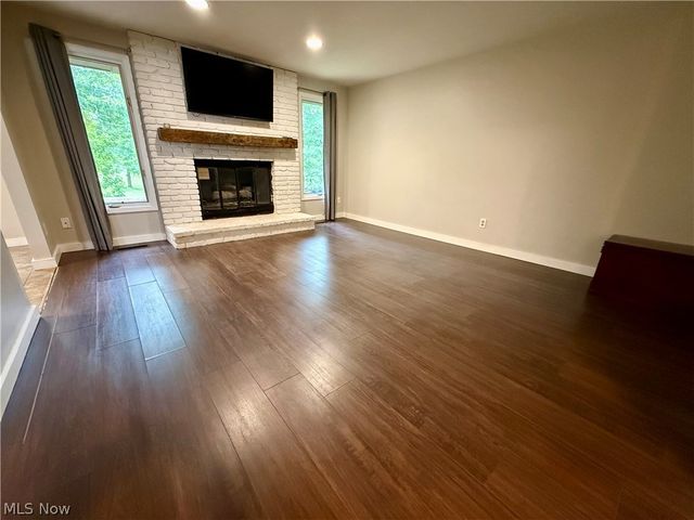 14360 Walking Stick Way, Strongsville, OH 44136