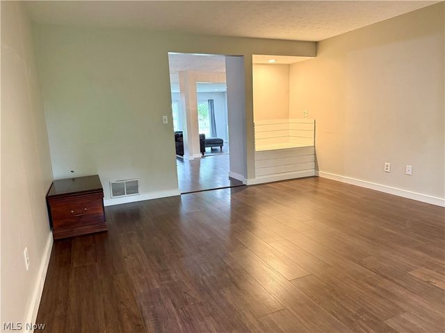 14360 Walking Stick Way, Strongsville, OH 44136