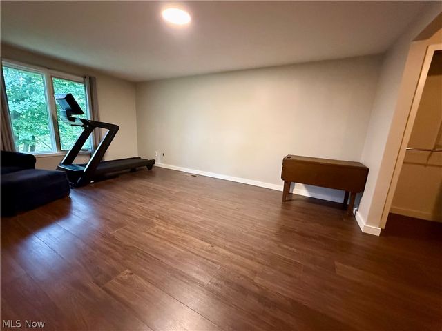 14360 Walking Stick Way, Strongsville, OH 44136