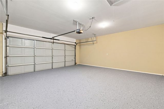702 Maidstone Avenue, Bentonville, AR 72712
