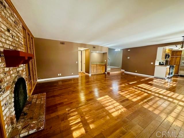 387 Nevada Avenue, Ventura, CA 93004