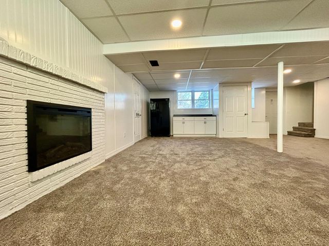 7008 Hill Place N, Crystal, MN 55427