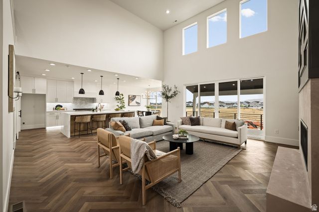 342 E HOLDAWAY LN, Vineyard, UT 84059