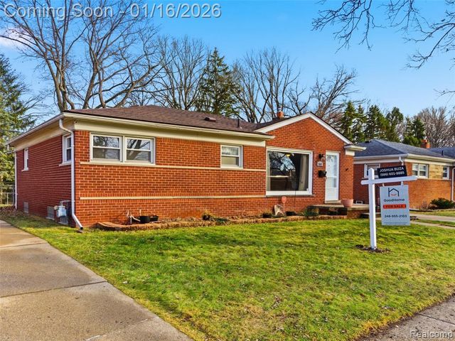 9687 Seavitt Drive, Allen Park, MI 48101