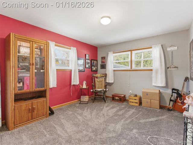 9687 Seavitt Drive, Allen Park, MI 48101