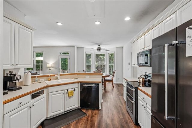 1050 Mckendree Park Lane, Lawrenceville, GA 30043