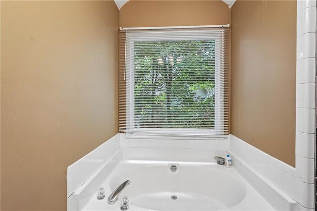 1050 Mckendree Park Lane, Lawrenceville, GA 30043