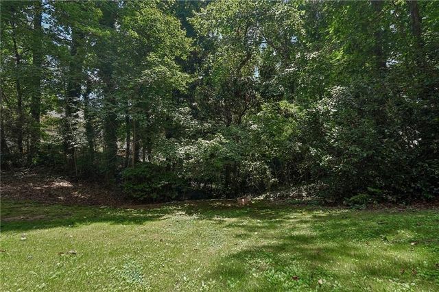 1050 Mckendree Park Lane, Lawrenceville, GA 30043