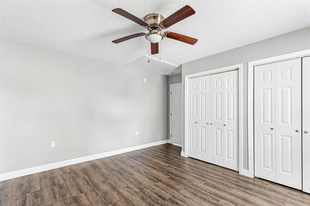 520 E Defee Avenue, Baytown, TX 77520