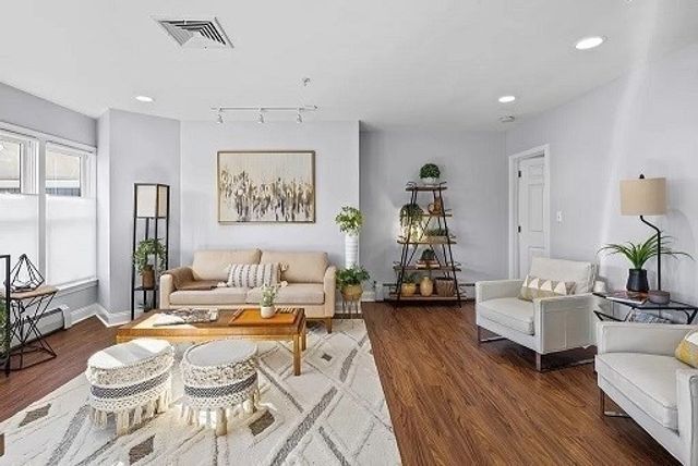 1 Davenport St 2, Cambridge, MA 02140