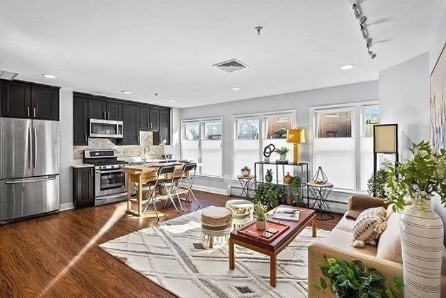 1 Davenport St 2, Cambridge, MA 02140