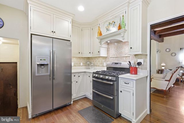 104 W FERRY RD, Yardley, PA 19067