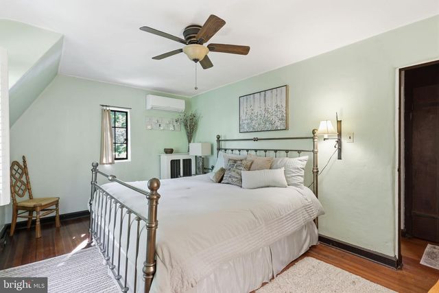 104 W FERRY RD, Yardley, PA 19067