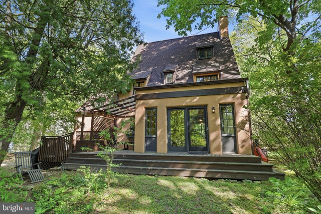 104 W FERRY RD, Yardley, PA 19067