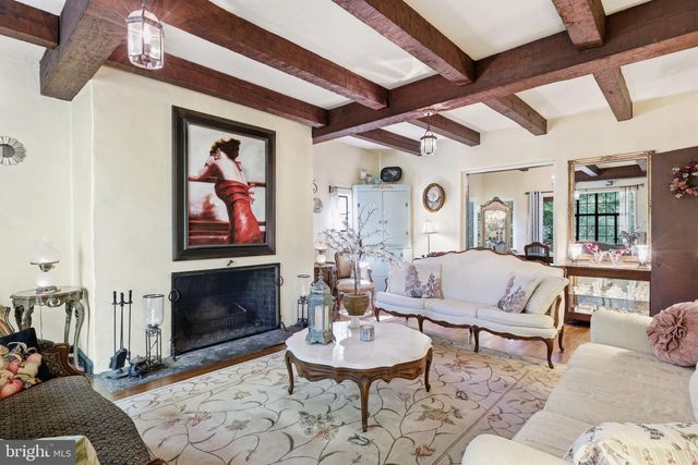 104 W FERRY RD, Yardley, PA 19067