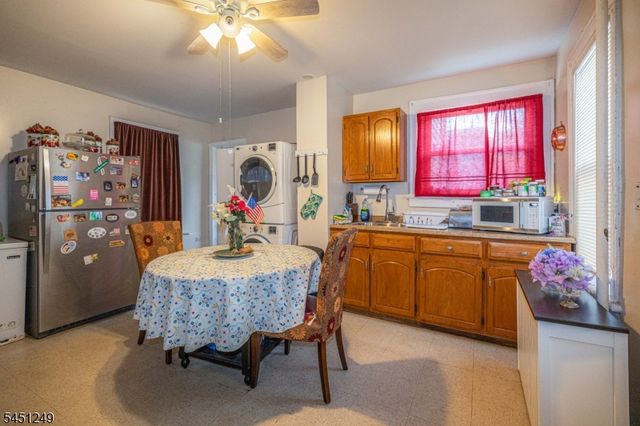 280 E Hazelwood Ave 2, Rahway City, NJ 07065