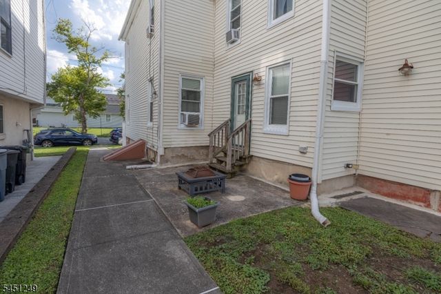 280 E Hazelwood Ave 2, Rahway City, NJ 07065