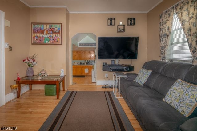 280 E Hazelwood Ave 2, Rahway City, NJ 07065