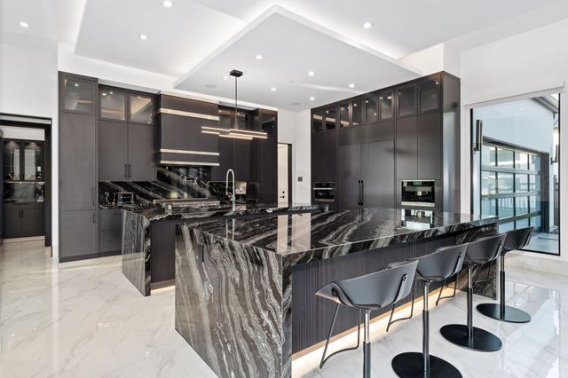 1572 Courtland Drive, Frisco, TX 75034