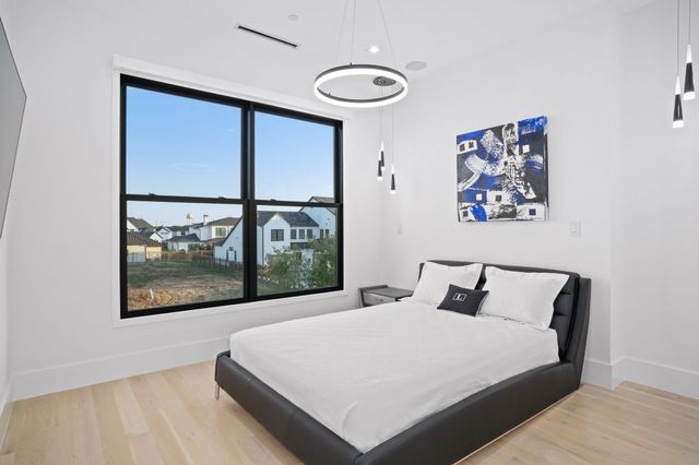 1572 Courtland Drive, Frisco, TX 75034