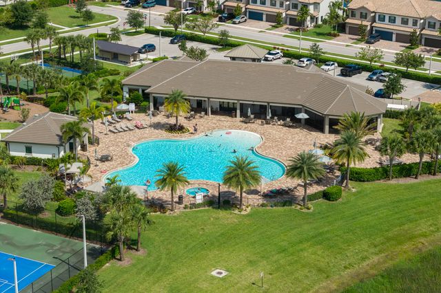 4819 Chantilly Road, Lake Worth, FL 33467